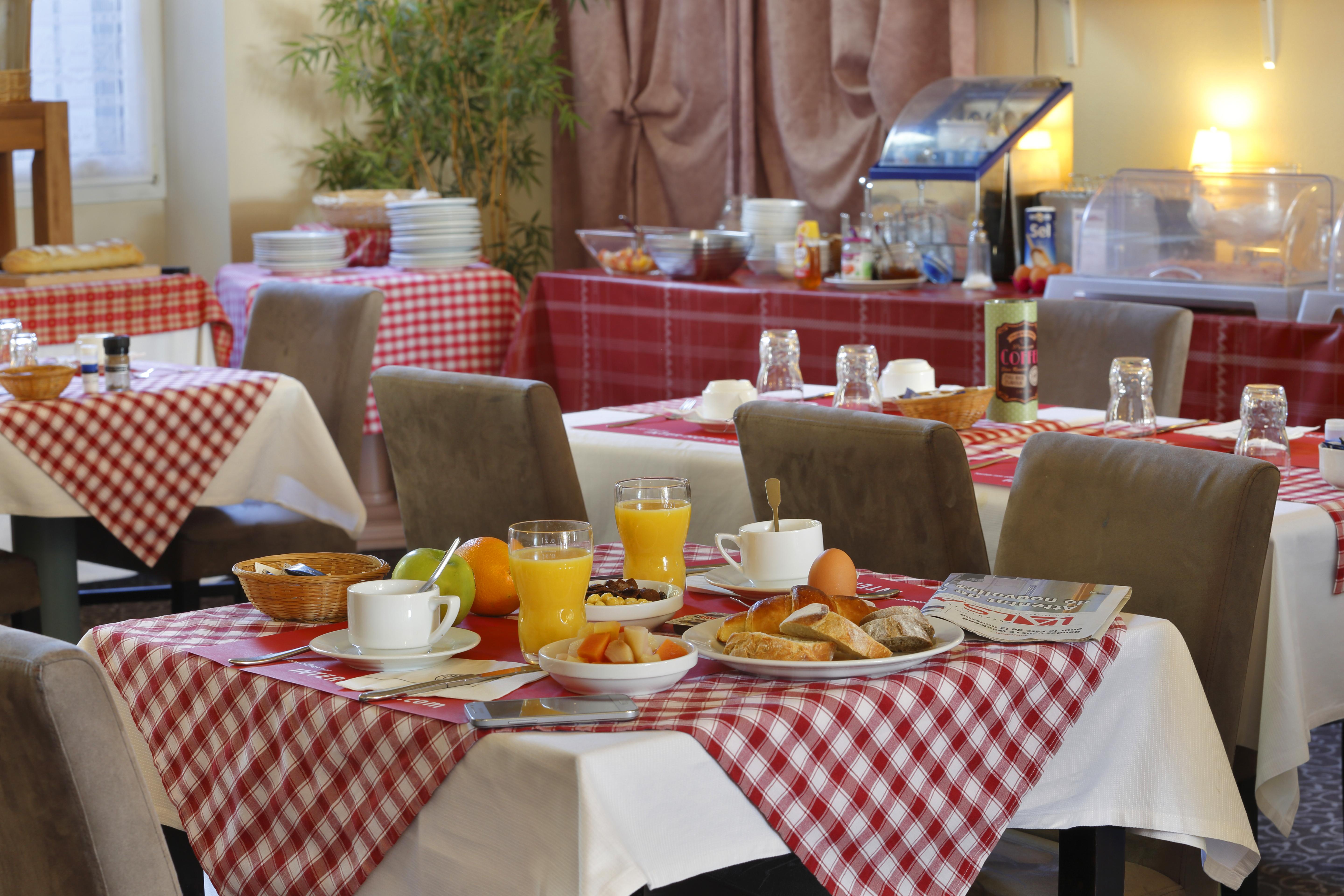 The Originals City Hotel De L Ange Гебвилер Екстериор снимка